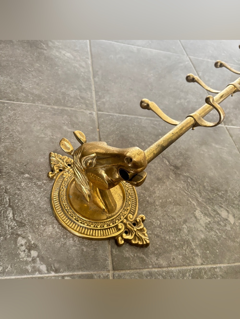 Vintage 3.5 ft Brass Horse Head Tack Rack Coat Rack, Equestrian Entryway 5 Hooks - Picture 2 of 16